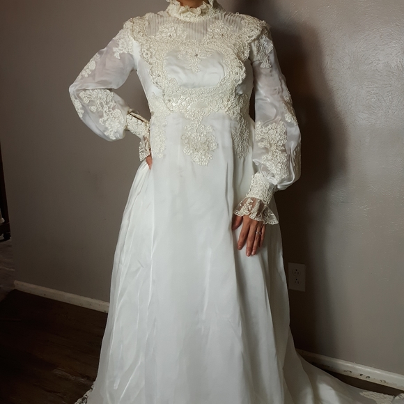 60s edwardian style lace wedding dress - Picture 11 of 15